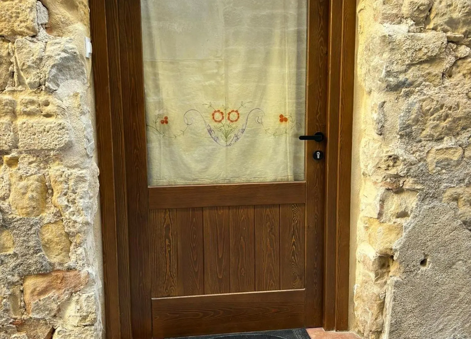 La Fusteria D' Arnes Apartment